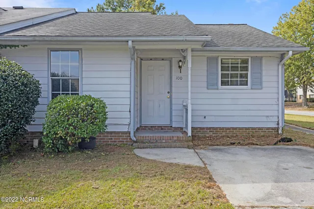 $1,000 | 100 Creekview Drive, Jacksonville, NC 28540