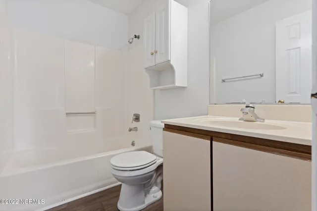 $1,000 | 100 Creekview Drive, Jacksonville, NC 28540