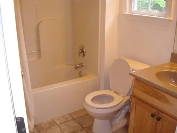 $1,350 | 5666 Stone Avenue, Cedarville, NJ 08311