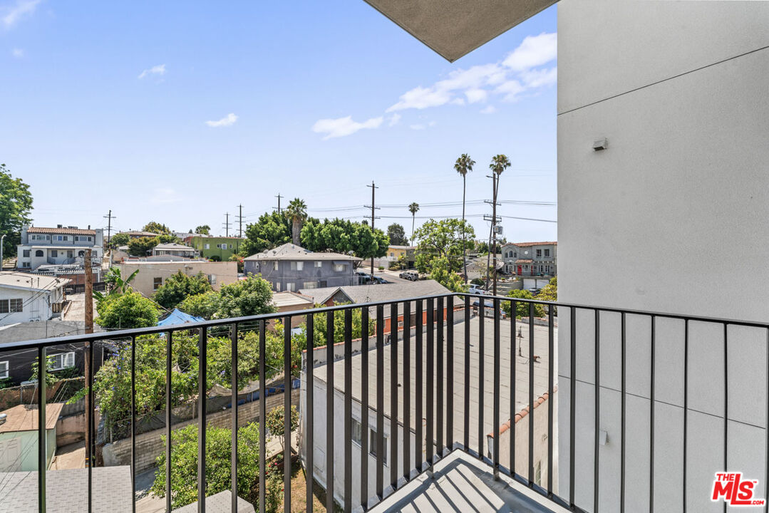 3105 Bellevue Avenue, Unit 405 Los Angeles, CA 90026 - Photo 17 of 26 a view of a balcony with city view