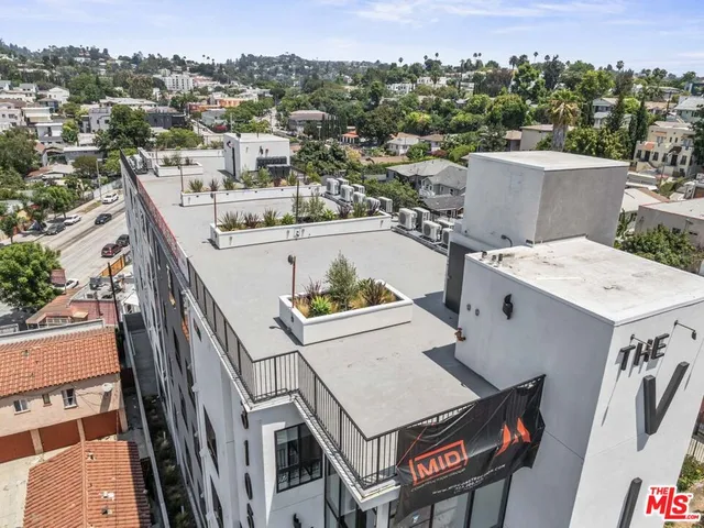 $2,750 | 3105 Bellevue Avenue, Unit 405, Los Angeles, CA 90026