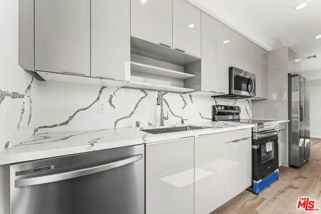 $2,750 | 3105 Bellevue Avenue, Unit 405, Los Angeles, CA 90026