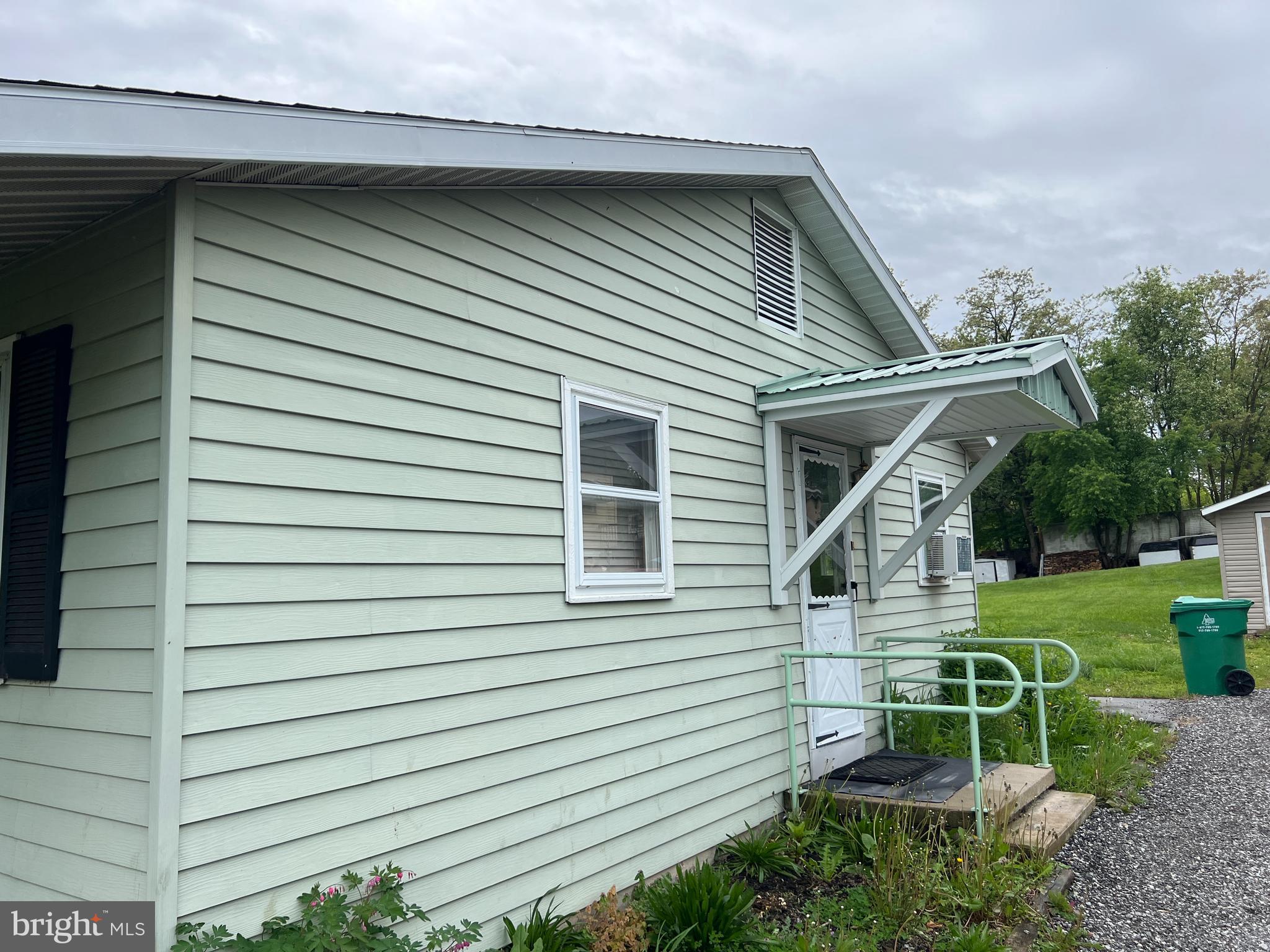 3074 Country Road Chambersburg, PA 17202 - Photo 3 of 52