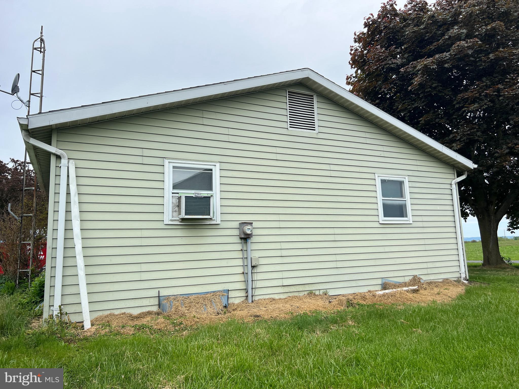 3074 Country Road Chambersburg, PA 17202 - Photo 7 of 52