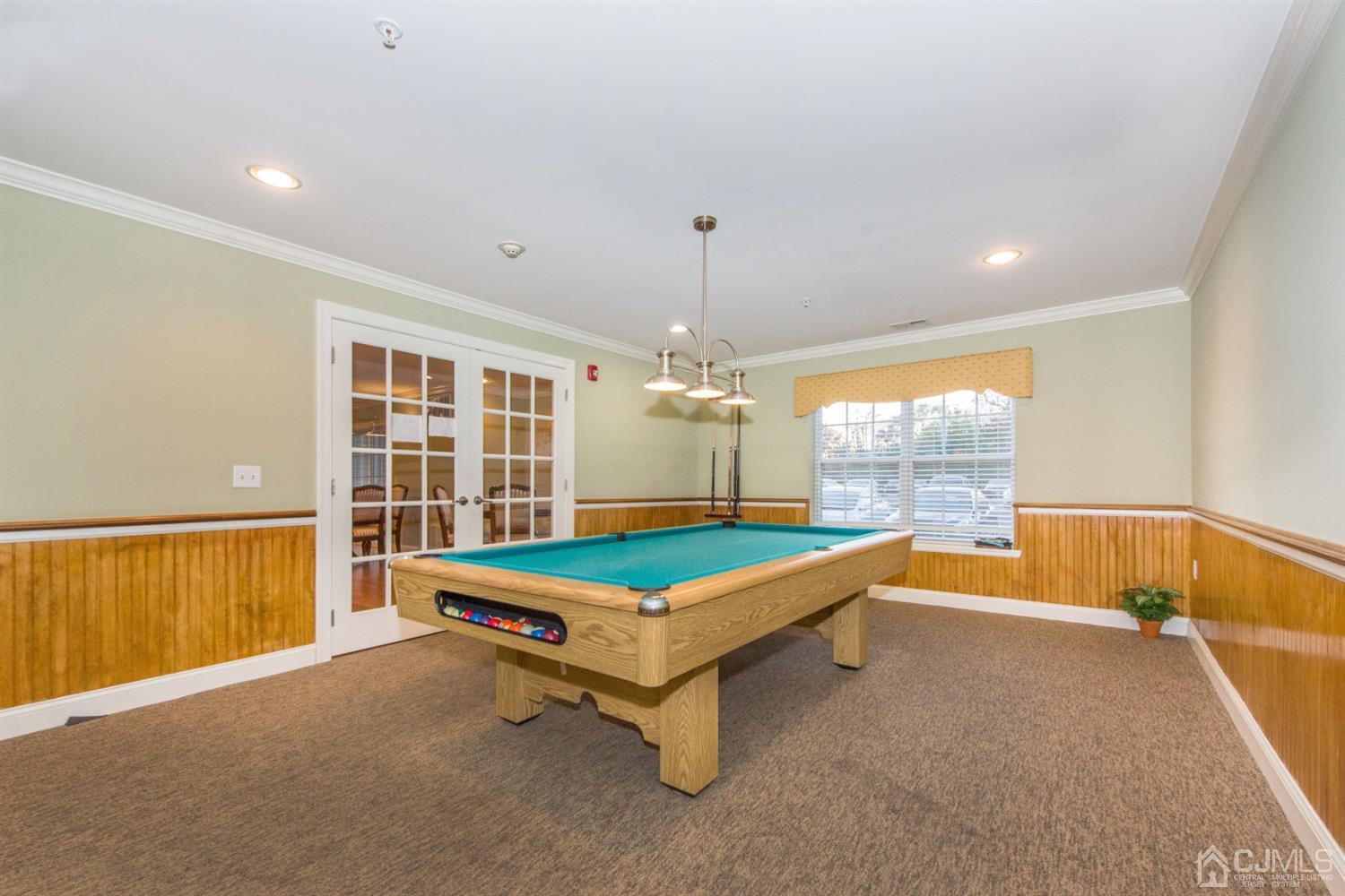 47 Liddle Avenue Edison, NJ 08837 - Photo 5 of 16 Billiards room