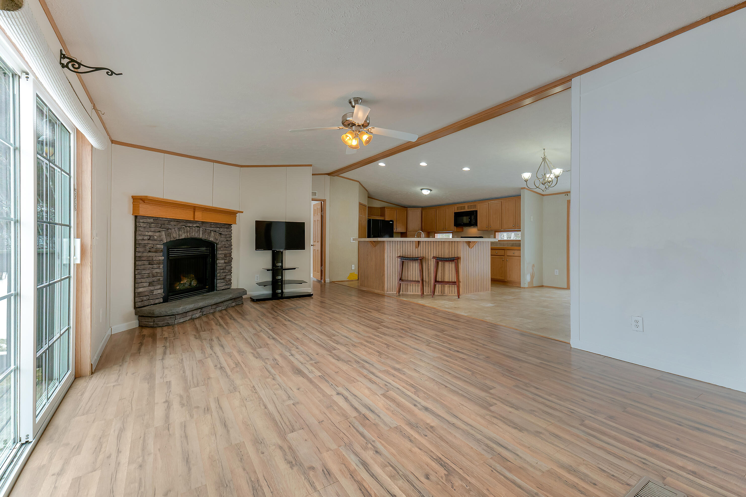 27 Mountain Road Wiscasset, ME 04578 - Photo 14 of 46 27 Mountain Rd_113