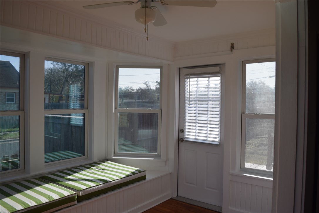 701 Naples Street Corpus Christi, TX 78404 - Photo 14 of 30