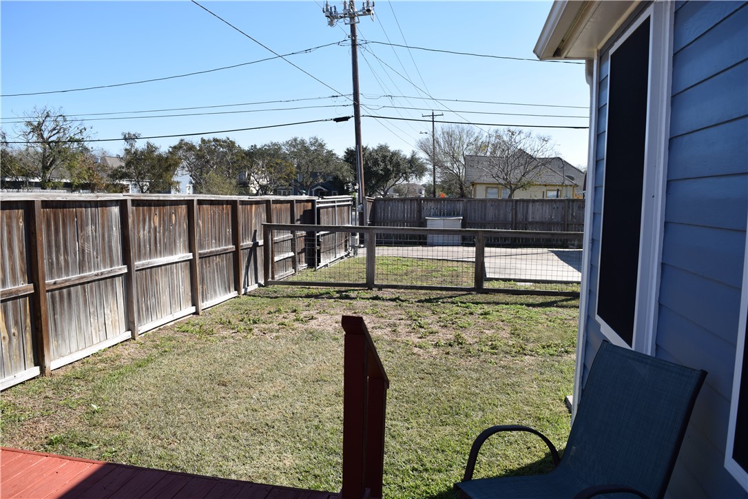 701 Naples Street Corpus Christi, TX 78404 - Photo 16 of 30 backyard