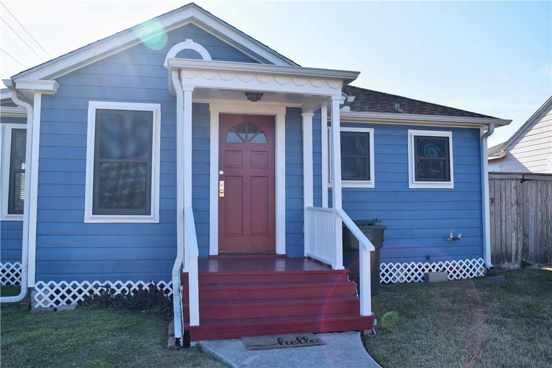 701 Naples Street Corpus Christi, TX 78404 - Photo 3 of 30 front porch