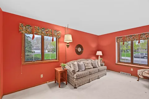 $409,900 | 770 Oakwood Lane, Unit D, Brookfield, WI 53045