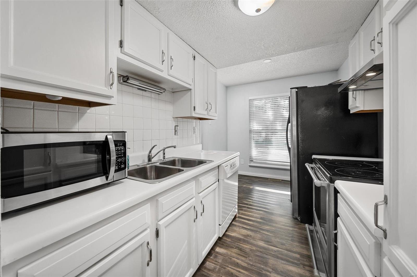 157 Chatterbird Lane, Unit A Eureka, MO 63025 - Photo 8 of 29