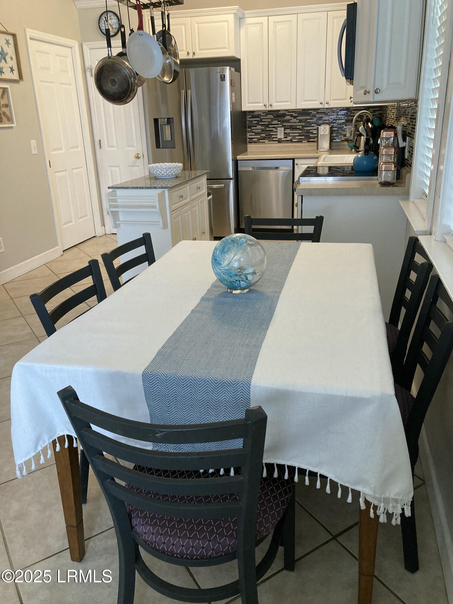 1104 Madrid Avenue Port Royal, SC 29935 - Photo 4 of 6 IMG_2112