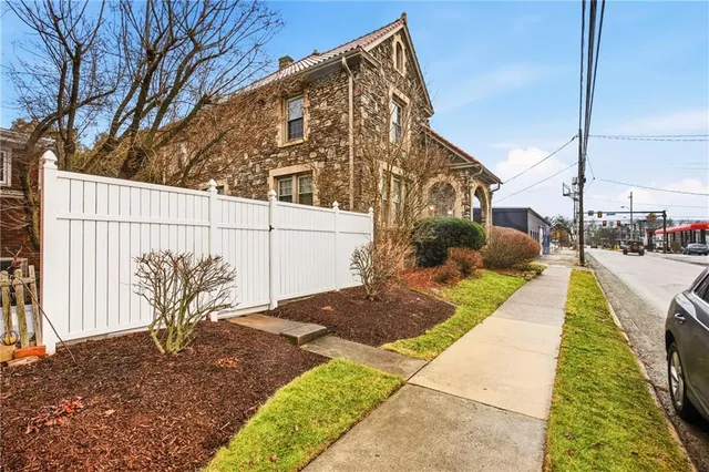 $250,000 | 122 North Rosina Avenue, Somerset, PA 15501