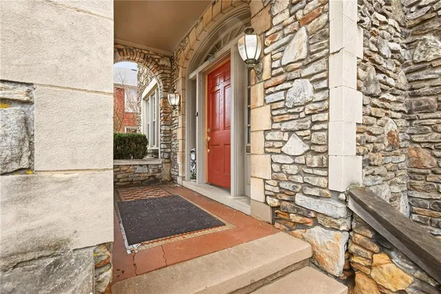 $250,000 | 122 North Rosina Avenue, Somerset, PA 15501