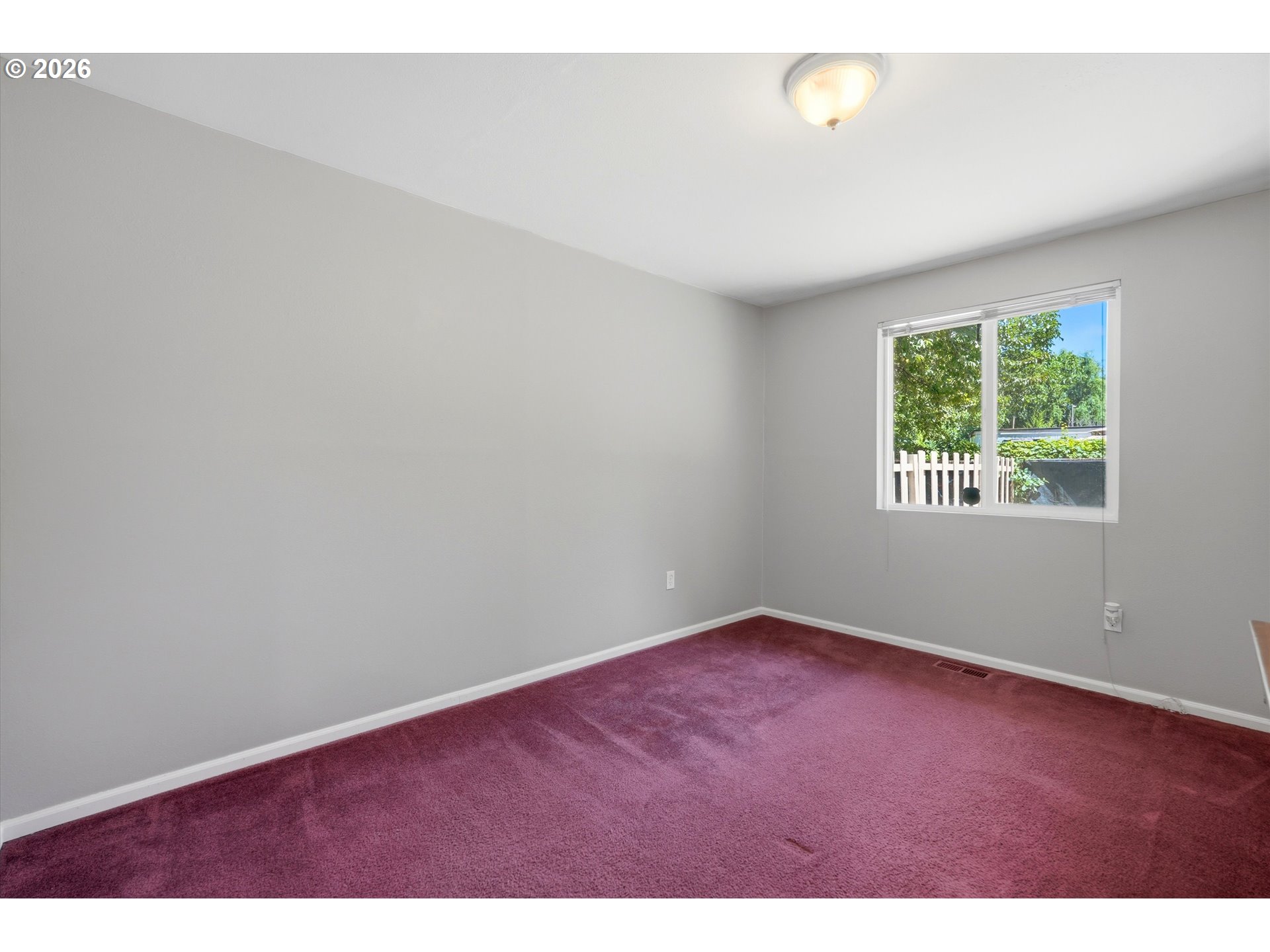 16416 Southeast Stephens Street Portland, OR 97233 - Photo 14 of 26 Gallery Image 14