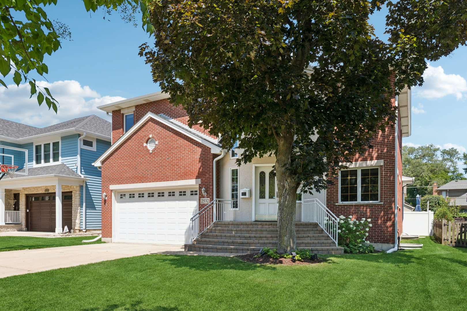 2532 Illinois Road Northbrook, IL 60062 - Photo 2 of 34 Gallery Image 2