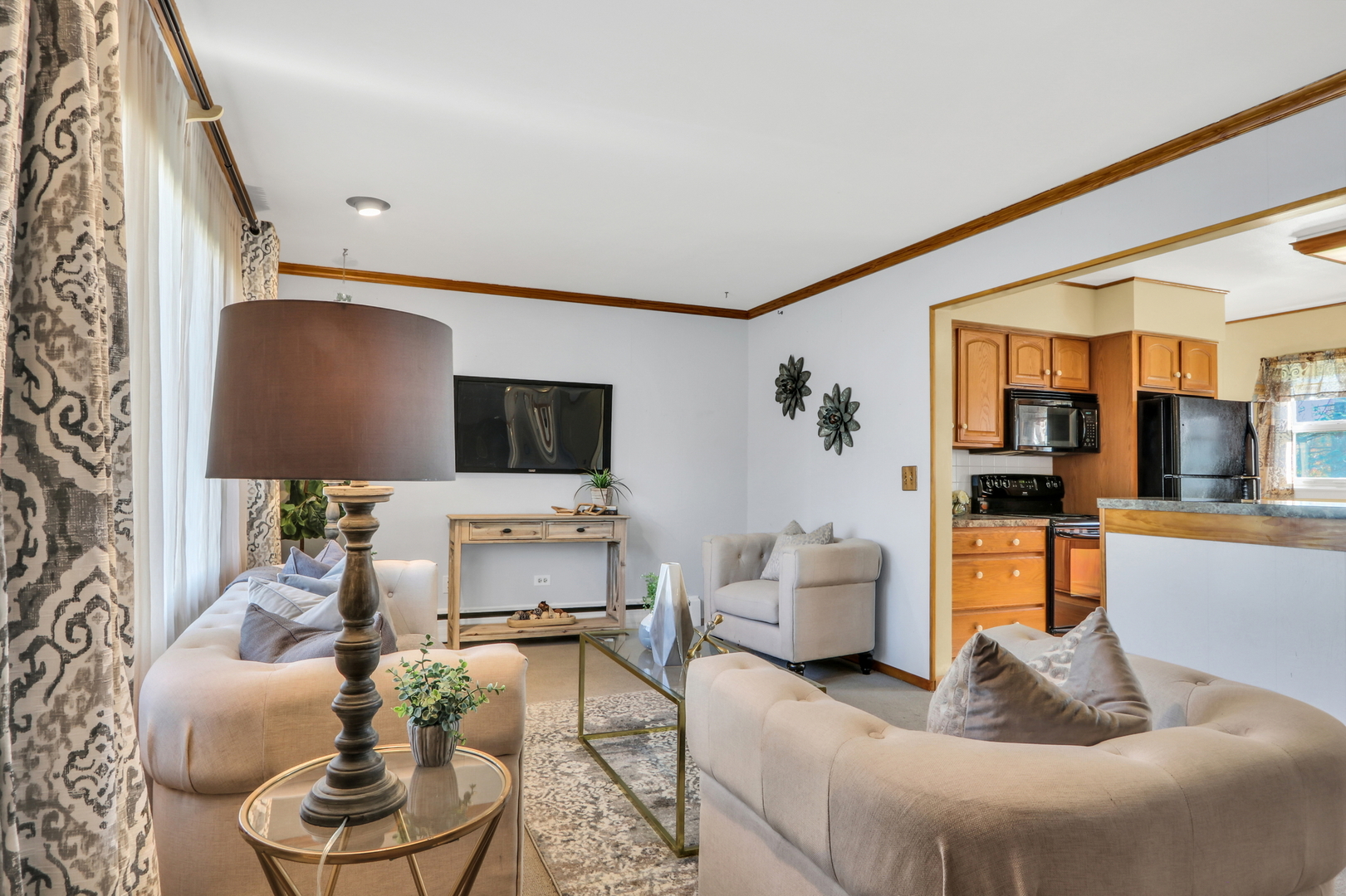 117 Kohl Avenue Spring Grove, IL 60081 - Photo 7 of 34 Gallery Image 7
