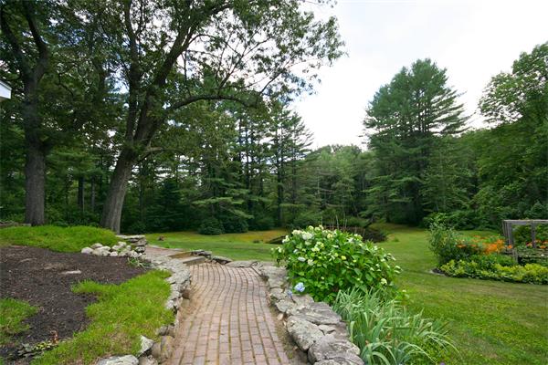 141 South Great Road Lincoln, MA 01773 - Photo 18 of 18 Gallery Image 18