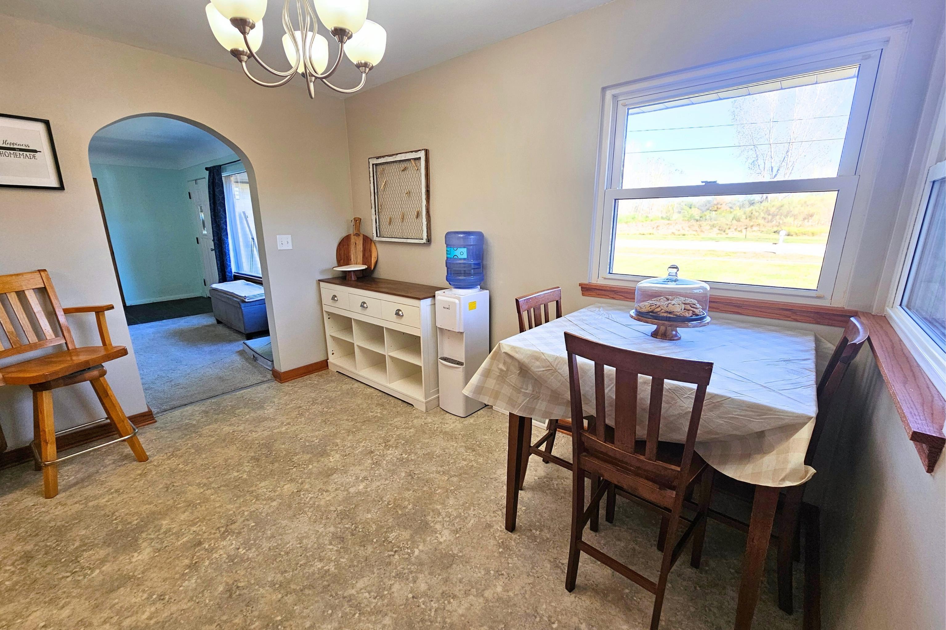 5865 Shattuck Road Saginaw, MI 48603 - Photo 12 of 49 50157412-77f97f3f-5ad3-400c-bda2-4389ac9a381d.JPG