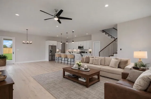 $434,700 | 2421 Gooch Street, Dallas, TX 75241