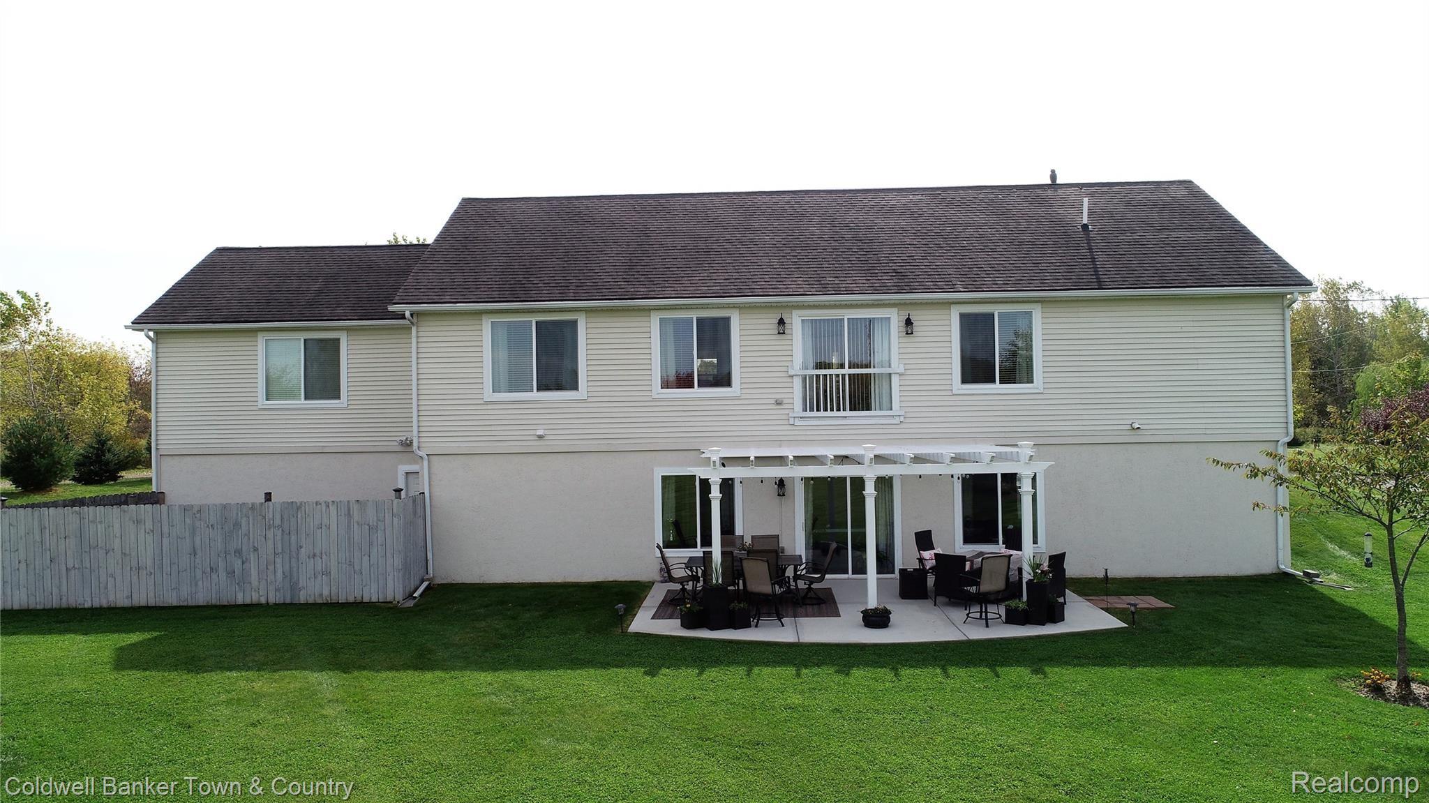 9461 Crofoot Road Fowlerville, MI 48836 - Photo 39 of 53 DJI_0672.jpg