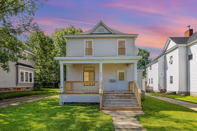 $245,000 | 808 9th Avenue East, Menomonie, WI 54751