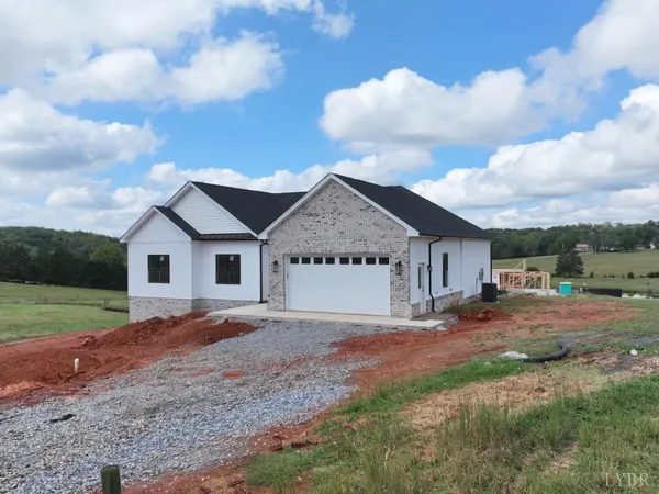 $479,000 | 766 Moorman Mill Road, Rustburg, VA 24588