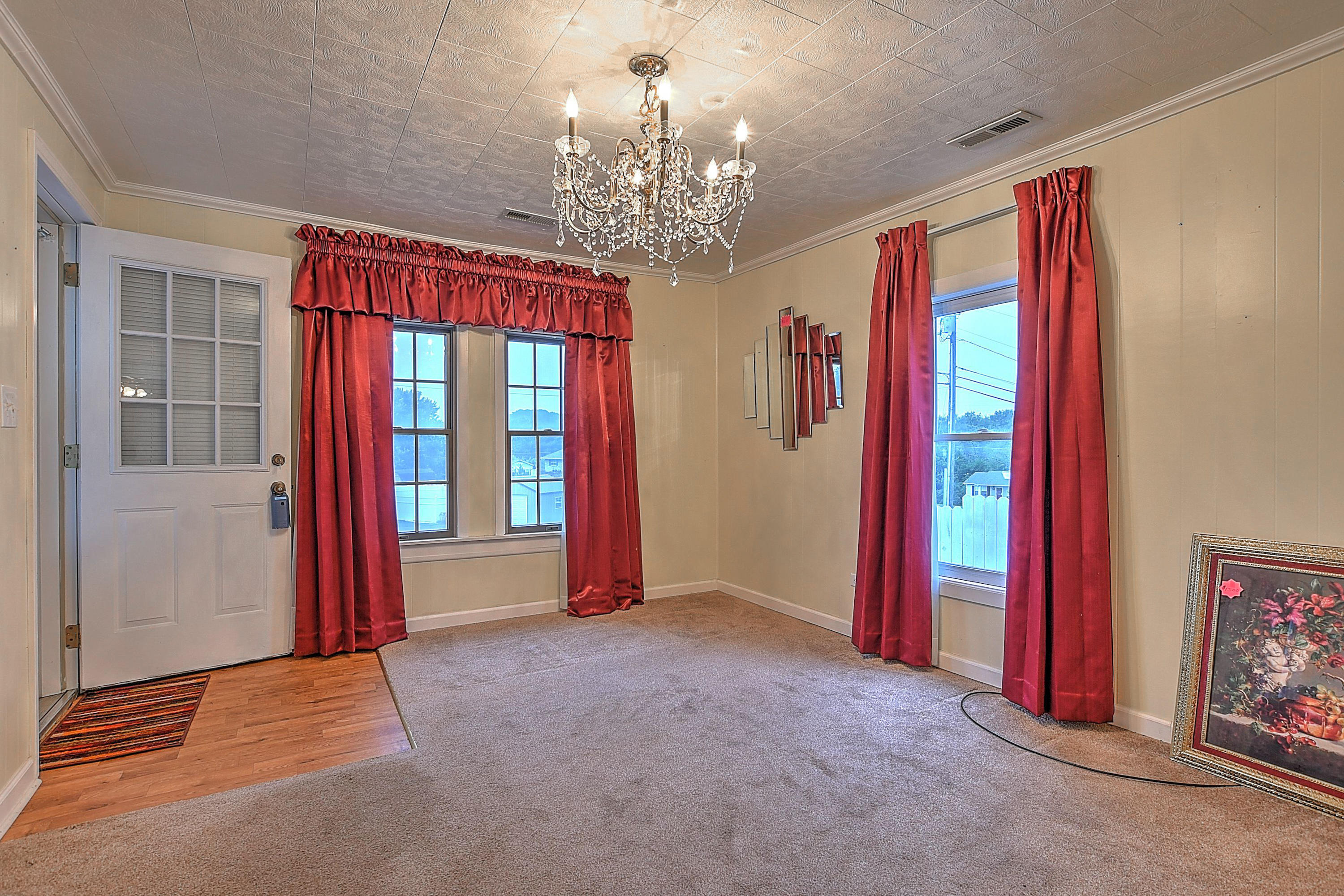 1414 West Vann Road Greeneville, TN 37743 - Photo 17 of 38 1414 W Vann-20