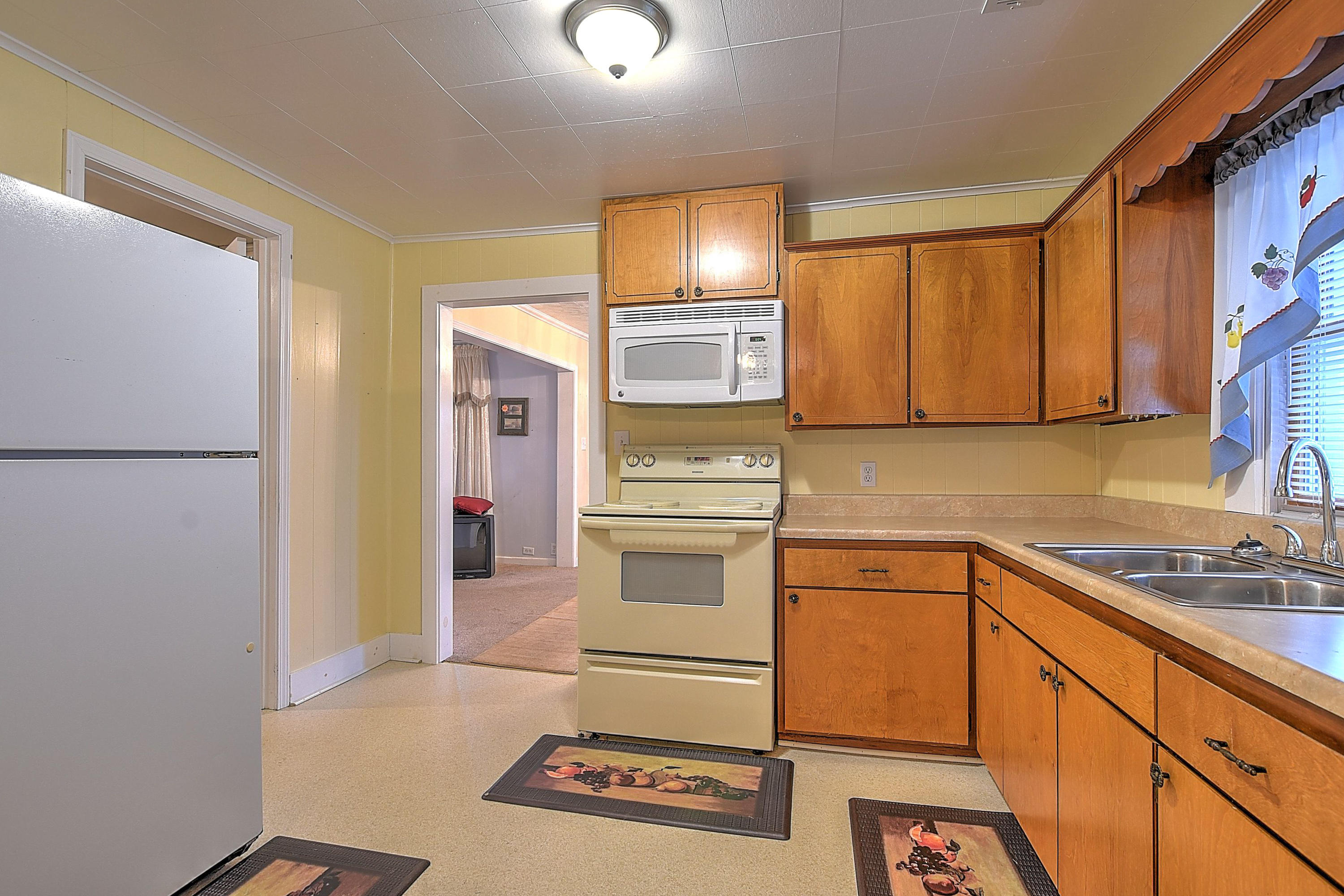 1414 West Vann Road Greeneville, TN 37743 - Photo 34 of 38 1414 W Vann-37