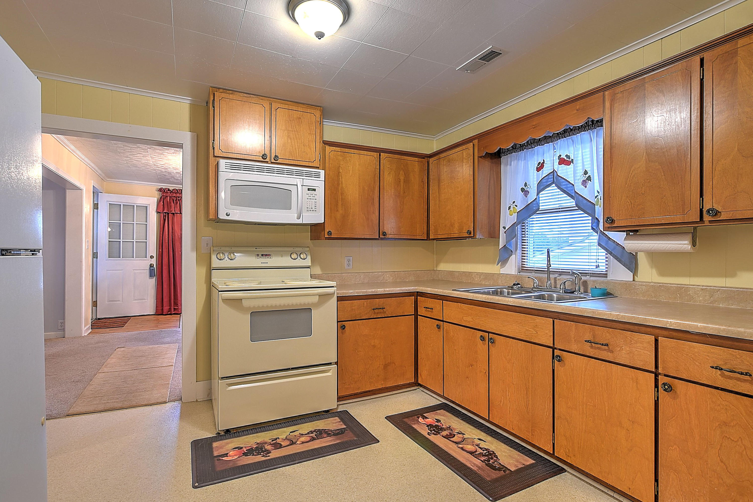 1414 West Vann Road Greeneville, TN 37743 - Photo 35 of 38 1414 W Vann-38