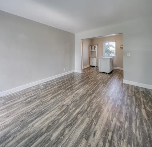 $1,590 | 101 South Palmway, Unit 11, Lake Worth Beach, FL 33460