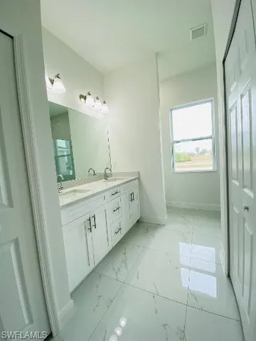 $525,000 | 5031 42nd Street Northeast, Naples, FL 34120