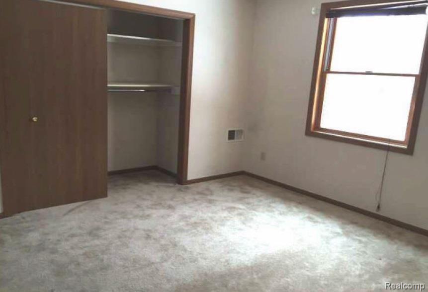 1812 Irish Road Dundee, MI 48131 - Photo 19 of 22 19.jpg