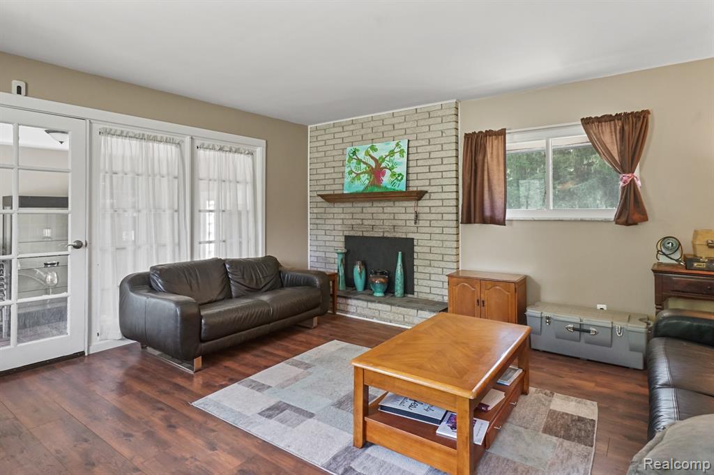 5014 Oak Hill Road Clarkston, MI 48348 - Photo 12 of 29