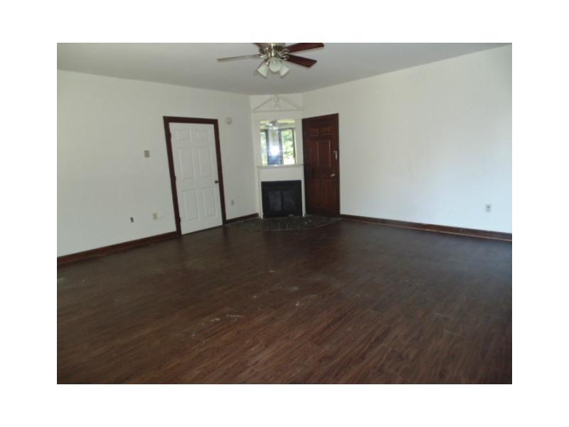 334 Main Street Orono, ME 04473 - Photo 27 of 30 Den.