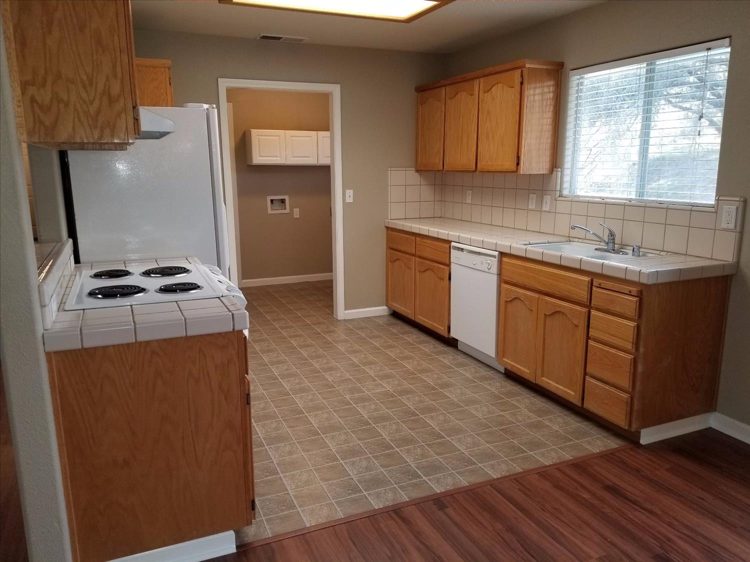 29552 Revis Road Coarsegold, CA 93614 - Photo 9 of 24 Gallery Image 9