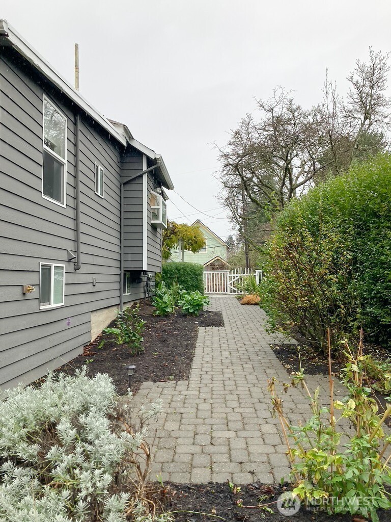 3943 South Orcas Street Seattle, WA 98118 - Photo 21 of 22