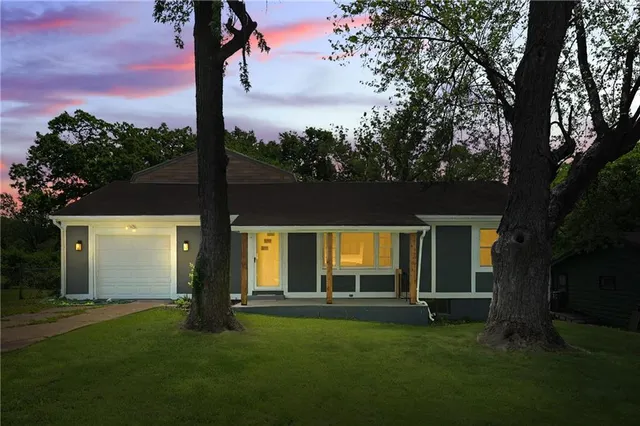 $285,000 | 5627 Spring Avenue, Kansas City, KS 66104