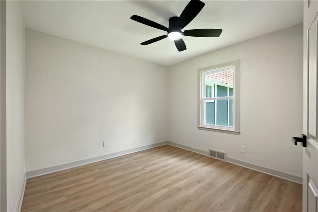 5627 Spring Avenue Kansas City, KS 66104 - Photo 14 of 31