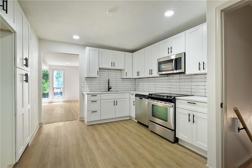 5627 Spring Avenue Kansas City, KS 66104 - Photo 2 of 31