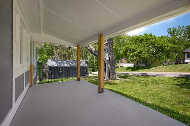 $285,000 | 5627 Spring Avenue, Kansas City, KS 66104