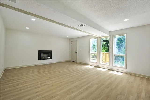 $285,000 | 5627 Spring Avenue, Kansas City, KS 66104