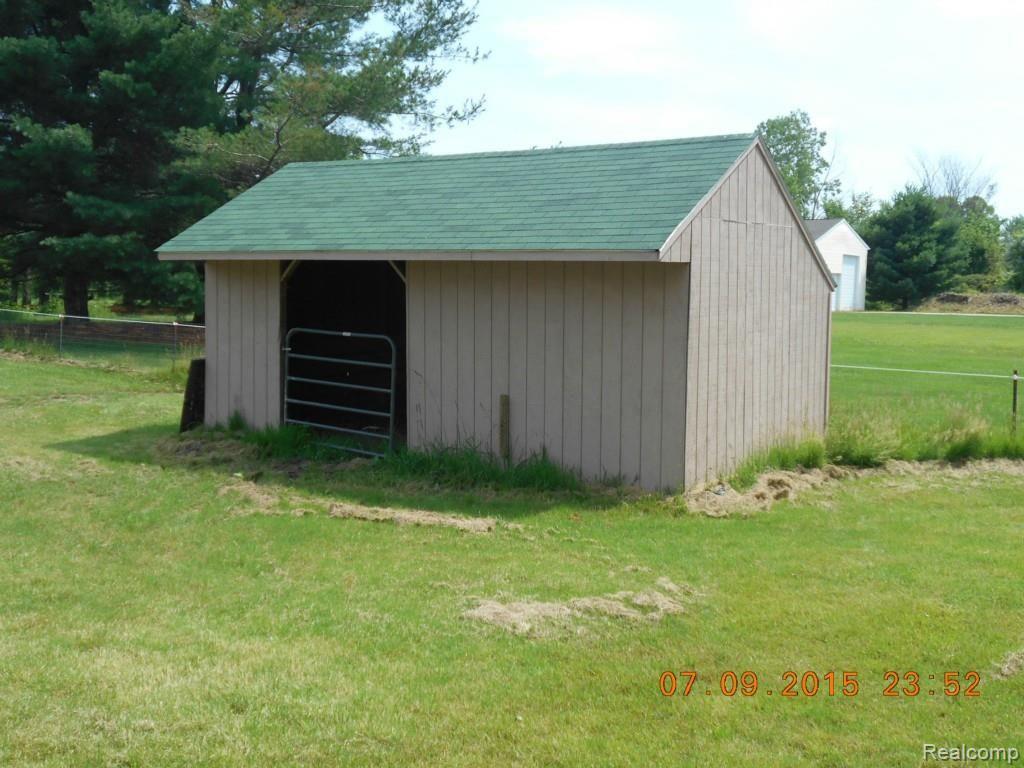 8100 Lindsey Road Casco, MI 48064 - Photo 10 of 16