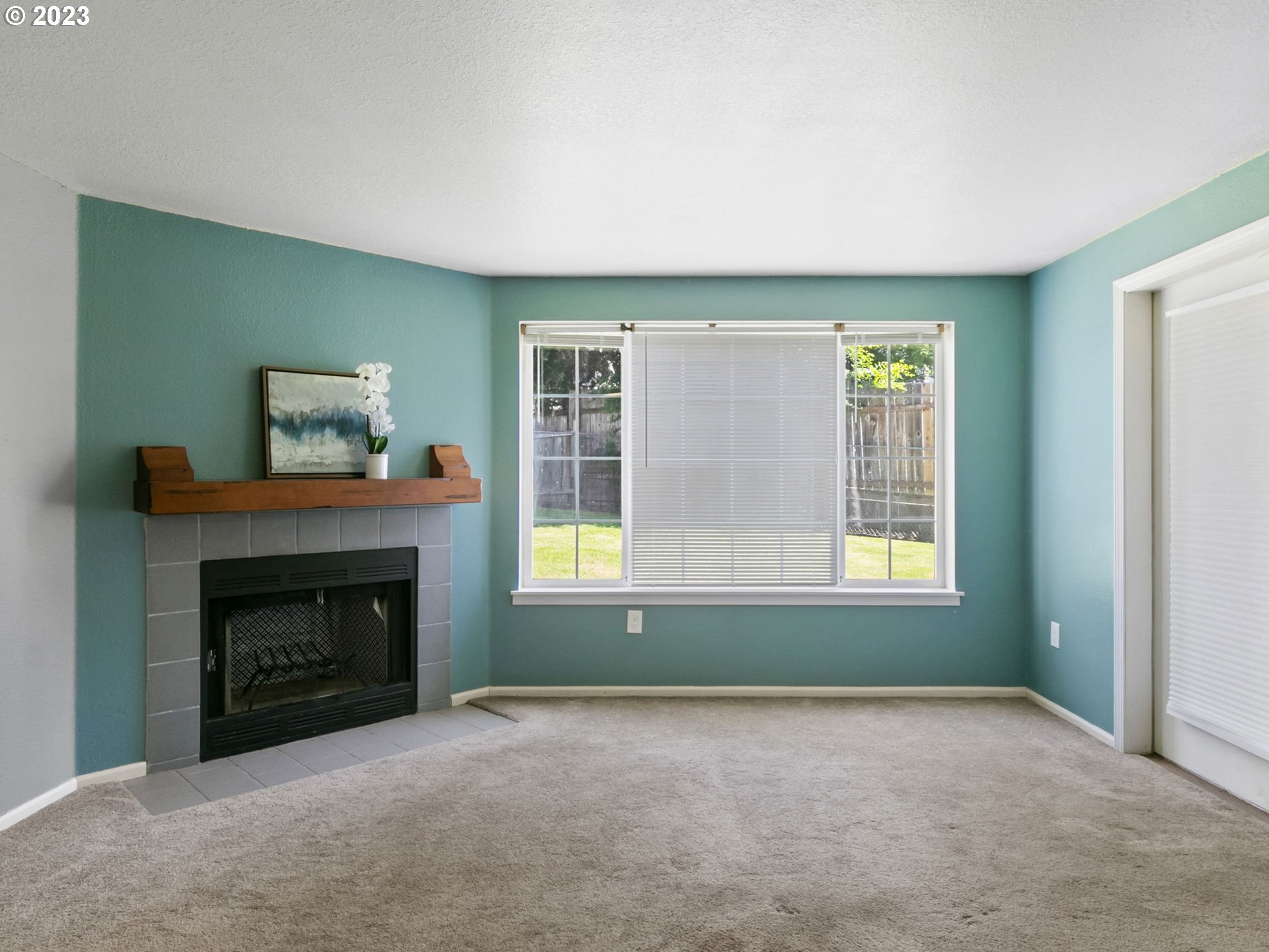 17548 Northwest Springville Road, Unit F5 Portland, OR 97229 - Photo 13 of 27 Gallery Image 13