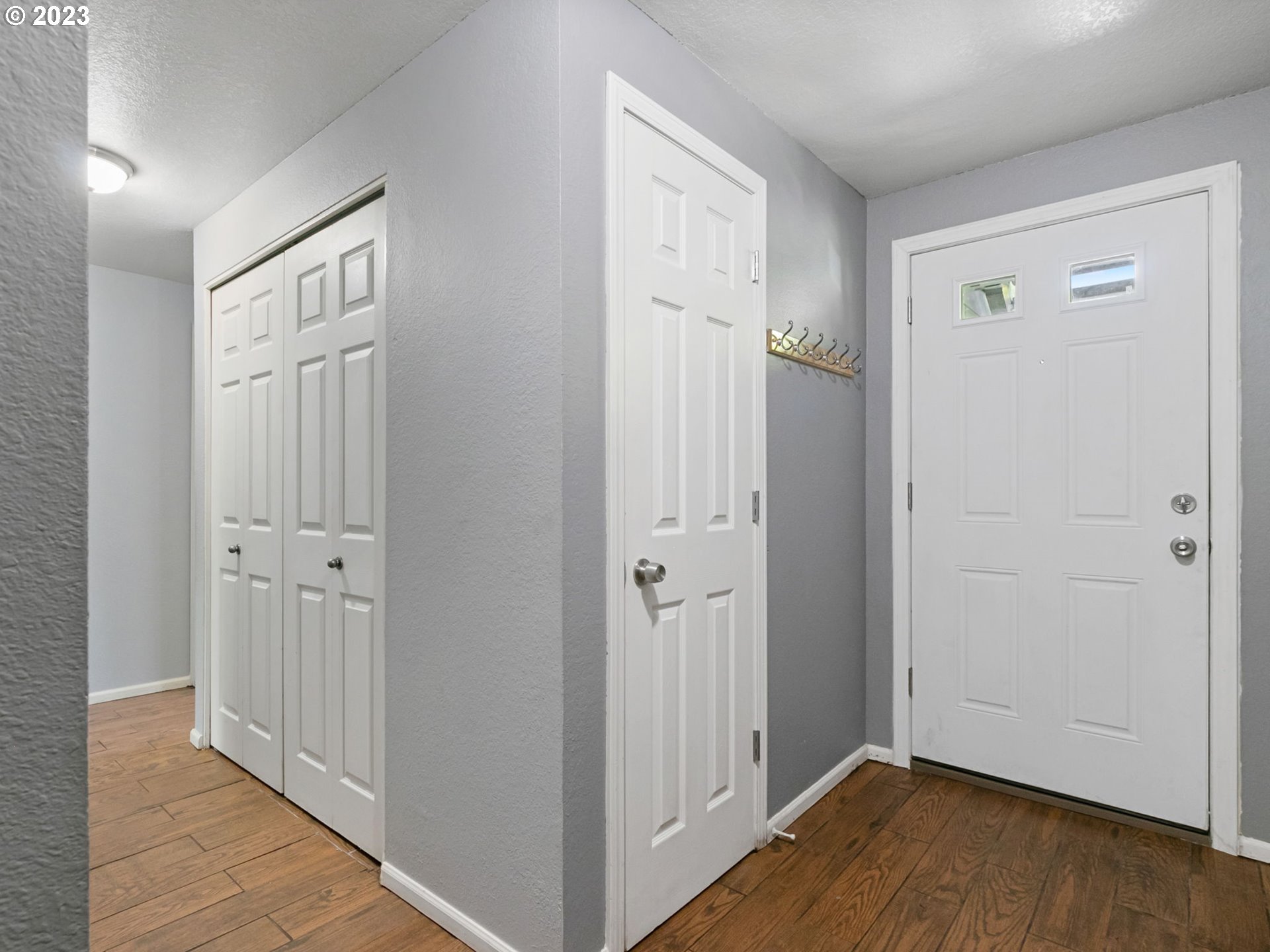 17548 Northwest Springville Road, Unit F5 Portland, OR 97229 - Photo 4 of 27 Gallery Image 4