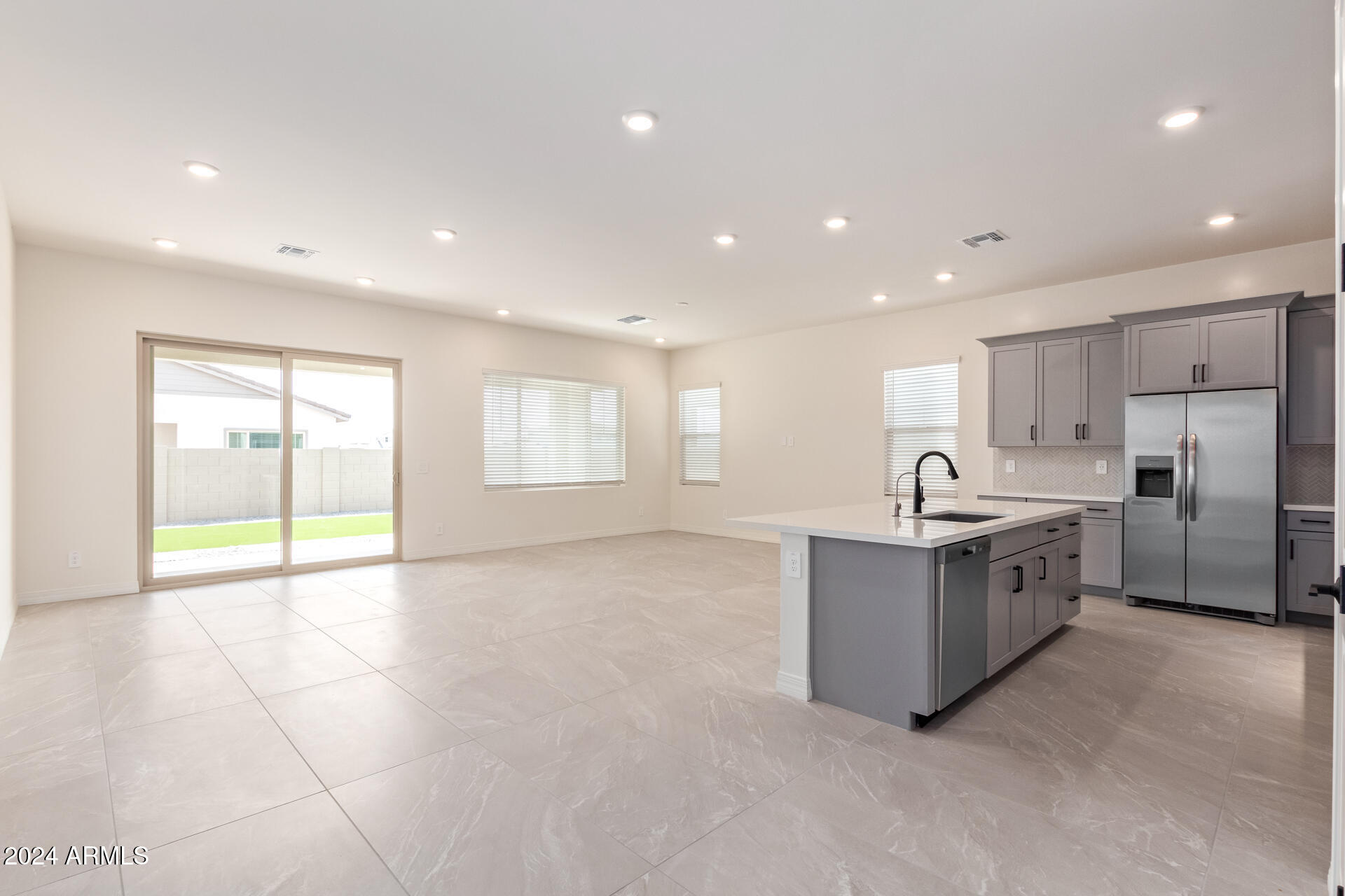 22681 East Bonanza Way Queen Creek, AZ 85142 - Photo 6 of 44 6 great room layout