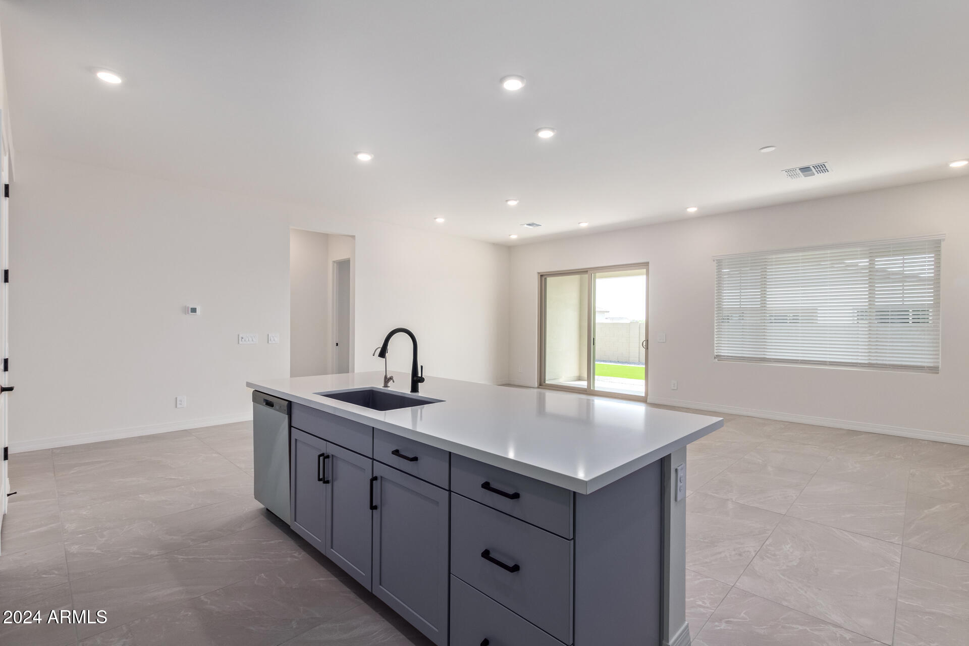 22681 East Bonanza Way Queen Creek, AZ 85142 - Photo 7 of 44 7 large island