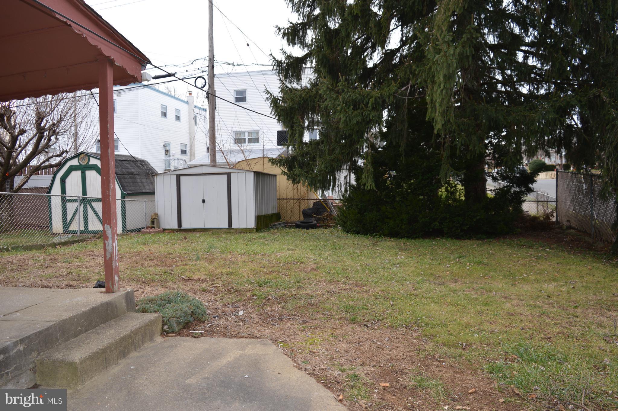 3400 Primrose Road Philadelphia, PA 19114 - Photo 29 of 30 Exterior Rear