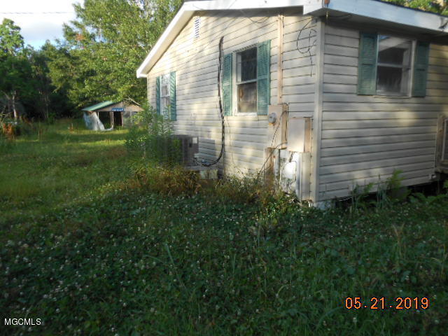 5305 Wildwood Road Moss Point, MS 39562 - Photo 10 of 11 DSCN4961