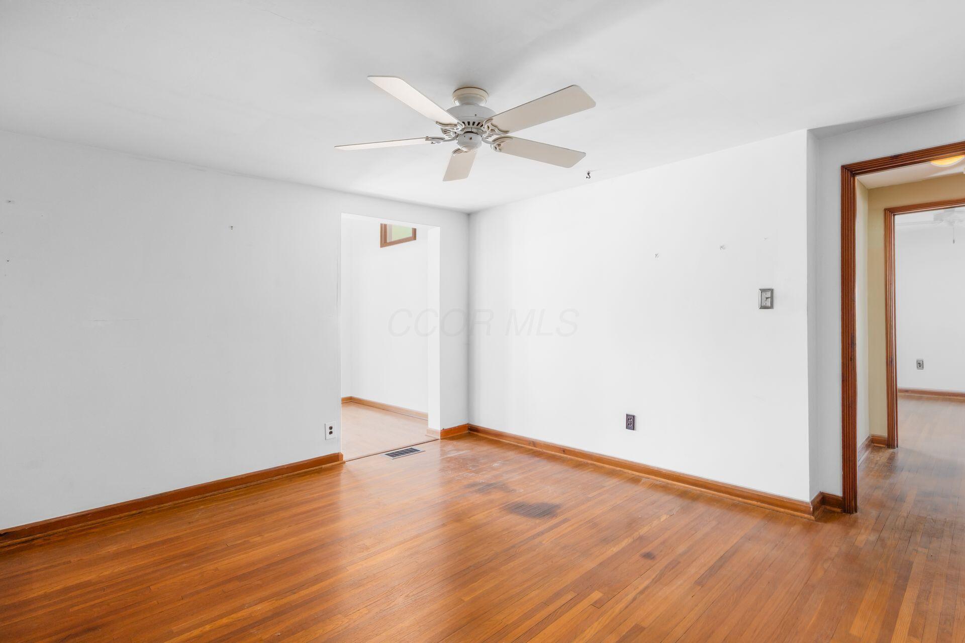 343 Wetmore Road Columbus, OH 43214 - Photo 25 of 45 Primary Bedroom
